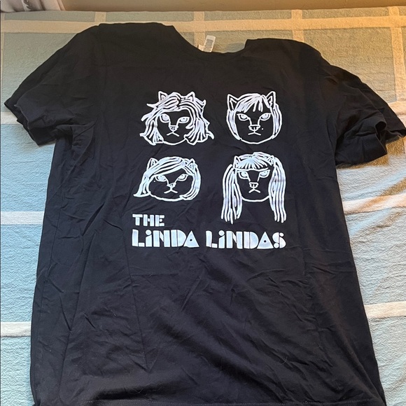 Linda Linda’s Tee - Picture 1 of 2